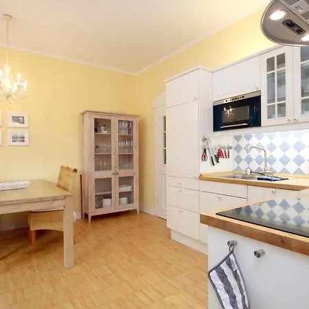 Daire Gmelinstra_e 22_ Whg_ 3_ Haus Frie *